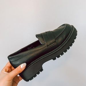 Sincerely Jules 90s style chunky loafer
